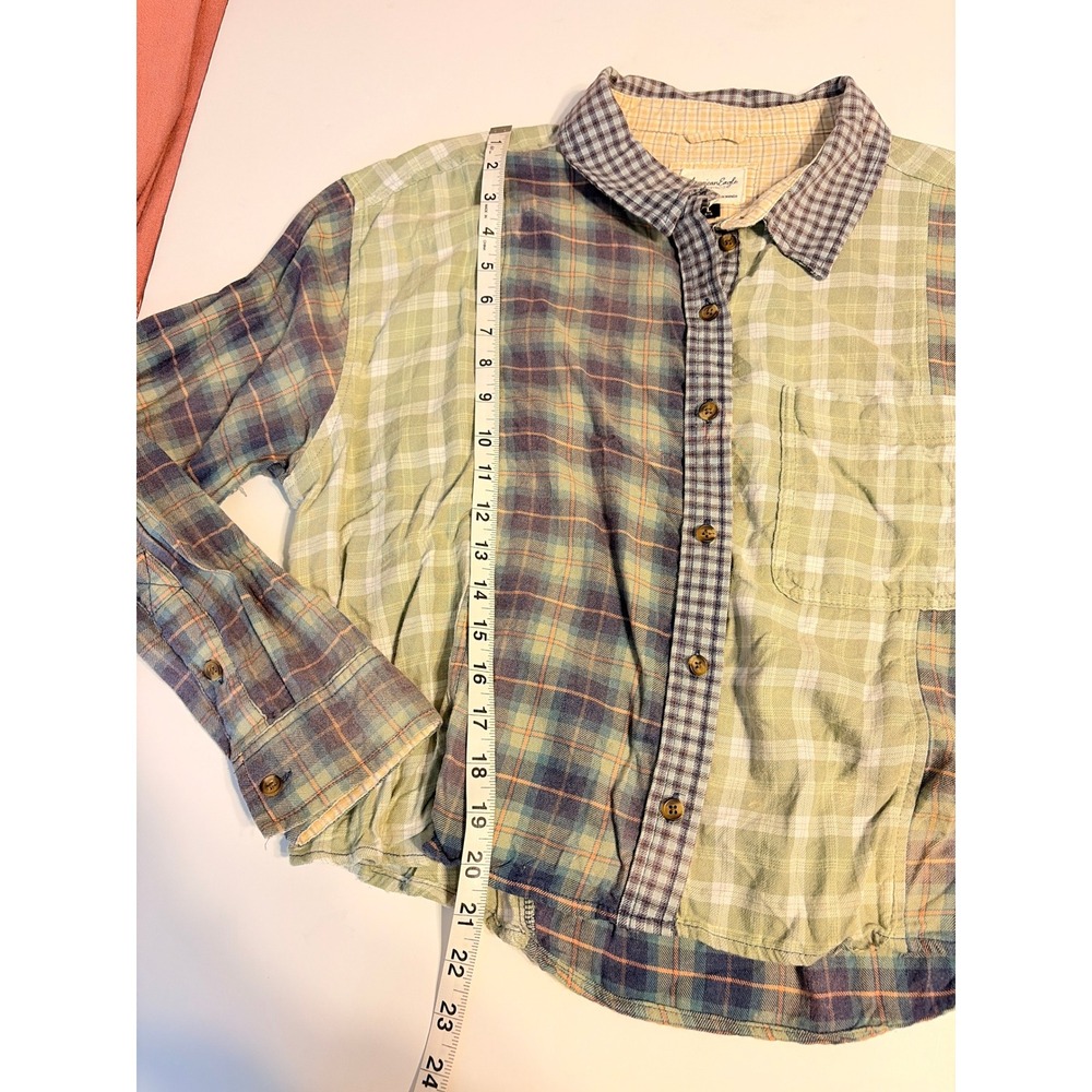 American Eagle Mixed Plaid Patchwork Cropped Button Down Flannel Large - Picture 9 of 10